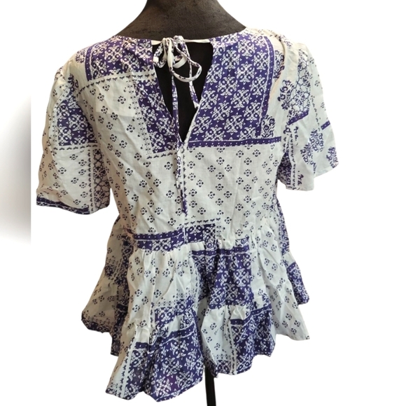 NWT Forever 21 Women's Blue and White Patterned Top Med - Picture 6 of 7